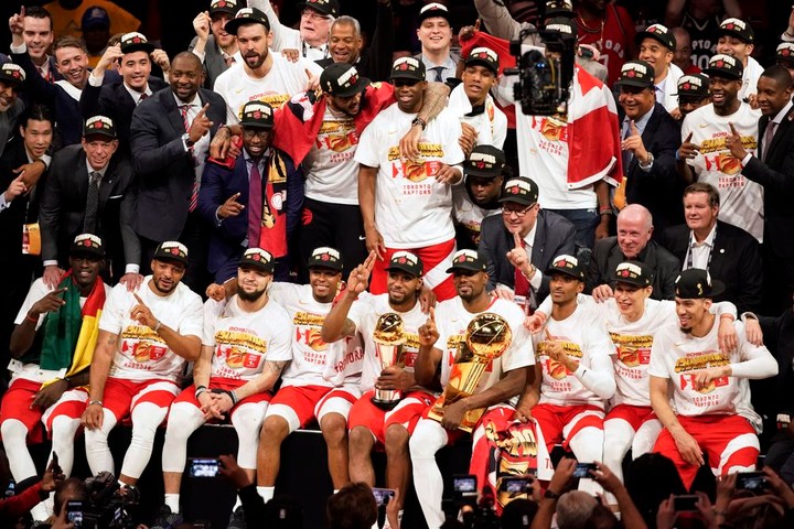 Historický titul pre Kanadu. Šampiónom NBA Toronto Raptors